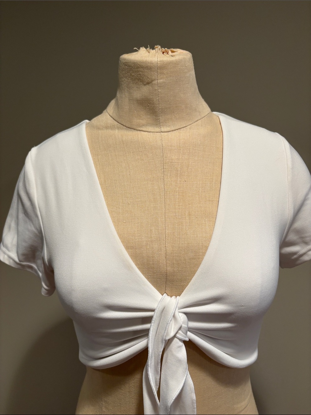 Aerie Offline Short Sleeve Tie Knot Front Crop Top Size S - Picture 2 of 8